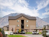 Logan Gateway Apartments in Logan, UT - Building Photo - Building Photo