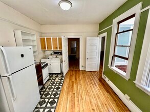 419 State St, Unit 4 in Madison, WI - Foto de edificio - Building Photo