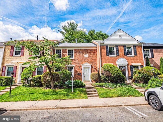 29 Longmeadow Dr
