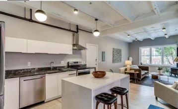 2526 17th St NW in Washington, DC - Building Photo - Building Photo