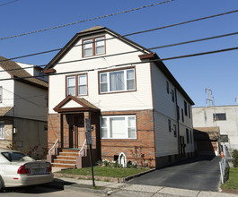 501 Erico Ave in Elizabeth, NJ - Building Photo - Building Photo