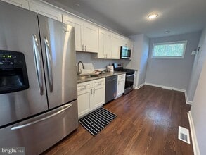 604 Sylvan Rd in Somerdale, NJ - Building Photo - Building Photo