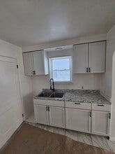 16307 Eastburn St in Detroit, MI - Building Photo - Building Photo