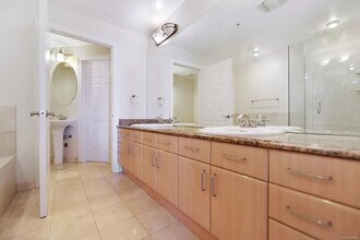 1827 Grant St in Denver, CO - Building Photo - Building Photo