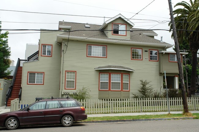 2620 Dana St in Berkeley, CA - Foto de edificio - Building Photo