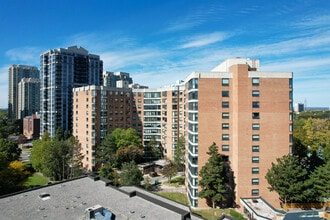 The Galleria in Toronto, ON - Building Photo - Building Photo