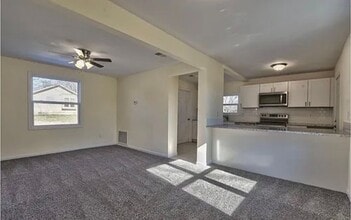 6503 W 56th St in Mission, KS - Building Photo - Building Photo