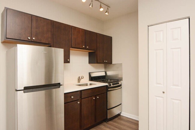 1627 N Humboldt Blvd in Chicago, IL - Building Photo - Building Photo