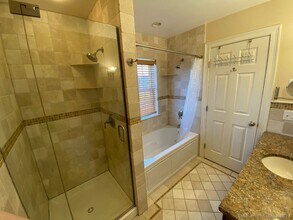 119 Forest St in Stamford, CT - Building Photo - Building Photo