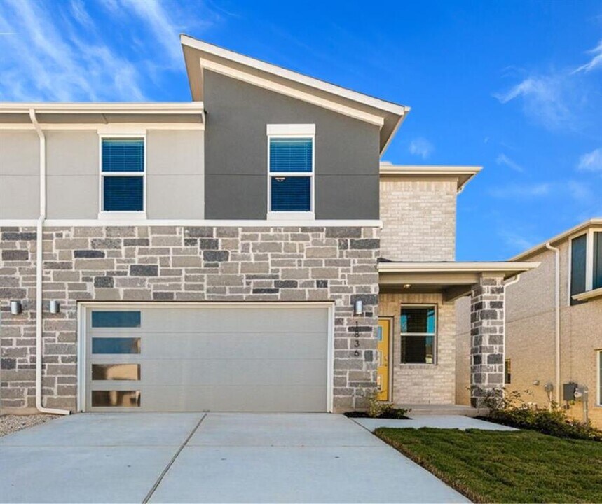 1836 Bonham Ln in Round Rock, TX - Building Photo