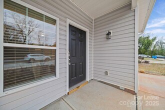 916 S Battleground Ave in Kings Mountain, NC - Building Photo - Building Photo