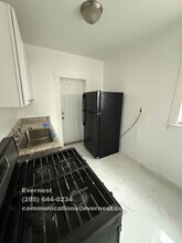 5054 Linsdale St, Unit 1 in Detroit, MI - Building Photo - Building Photo