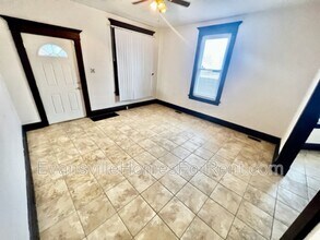 27 W Franklin St in Evansville, IN - Building Photo - Building Photo