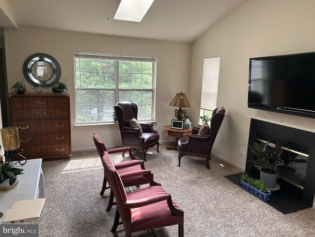 527 Astor Square in West Chester, PA - Building Photo - Building Photo