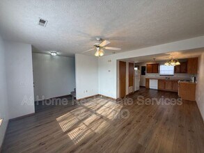 743 Kings Carriage Rd in Nixa, MO - Building Photo - Building Photo