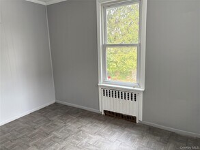 95 Washington Ave in New Rochelle, NY - Building Photo - Building Photo