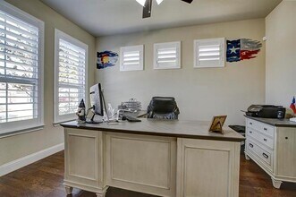 2046 Sundown Dr in Little Elm, TX - Foto de edificio - Building Photo