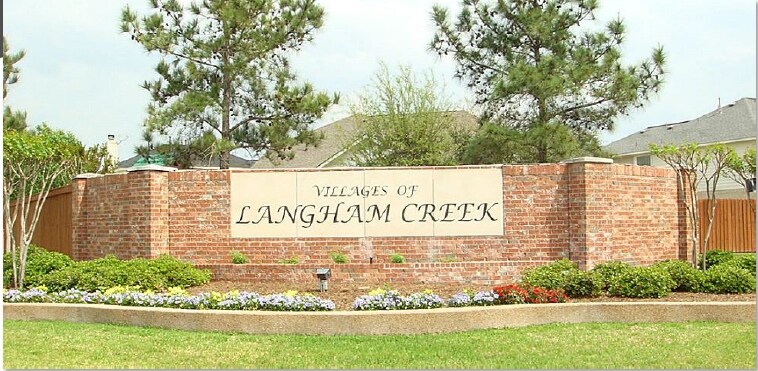 Villages of Lanham Creek in Houston, TX - Building Photo
