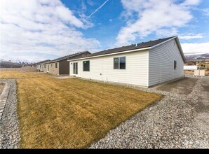 258 Emma Dr in Wenatchee, WA - Building Photo - Building Photo