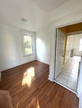 219 Connecticut Ave in New London, CT - Building Photo - Building Photo