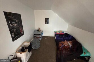 64 S Evans St in Pottstown, PA - Building Photo - Building Photo