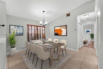 1217 NW 125th Terrace in Sunrise, FL - Building Photo - Building Photo