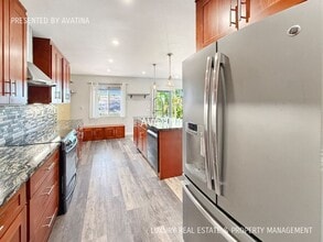 94-1050-1050 Kanawao St in Waipahu, HI - Building Photo - Building Photo
