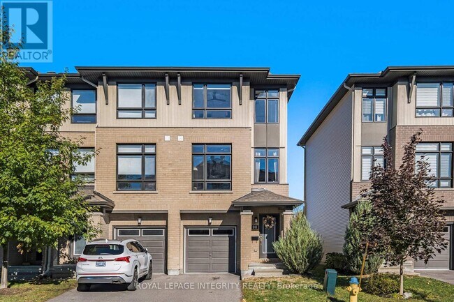 96 Gooseberry Pl in Ottawa, ON - Building Photo - Building Photo