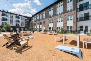 Cypress at Trinity Groves in Dallas, TX - Building Photo