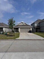 2217 Middle Rdg Dr in Conroe, TX - Building Photo