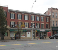 620-630 Broadway in Kingston, NY - Foto de edificio - Building Photo