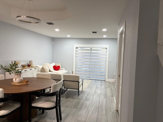 14113 SW 120th Ct in Miami, FL - Building Photo - Building Photo