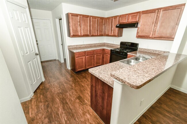 21202 Grand Field Ct in Humble, TX - Foto de edificio - Building Photo