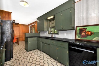 1610 Chapman Ave NE in Huntsville, AL - Building Photo - Building Photo