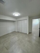 9830 SW 12th Terrace, Unit 2 in Miami, FL - Building Photo - Building Photo