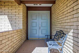 8558 E Vía De Viva in Scottsdale, AZ - Building Photo - Building Photo