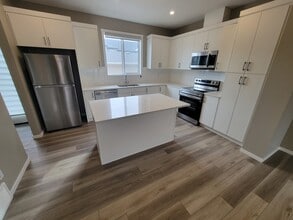 20821-2019A 19A Ave NW in Edmonton, AB - Building Photo - Building Photo