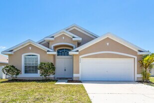 3034 Eagle Crossing Dr in Kissimmee, FL - Building Photo