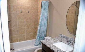 1204 N 18th St, Unit A in Killeen, TX - Foto de edificio - Building Photo