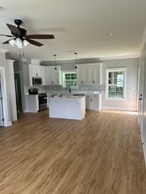 228 Palm Island Dr in Thomasville, GA - Foto de edificio - Building Photo