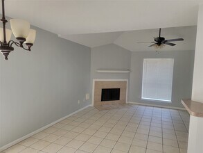 17054 Applecross Ln in Houston, TX - Building Photo - Building Photo