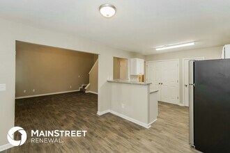 4809 Enclave Dr in Union City, GA - Building Photo - Building Photo