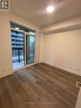 180 Front St E in Toronto, ON - Building Photo - Building Photo