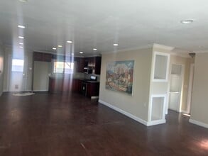 1538 S Towne Ave in Pomona, CA - Foto de edificio - Building Photo