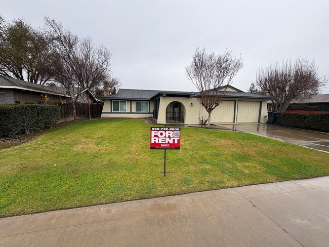 property at 2727 S Sowell St