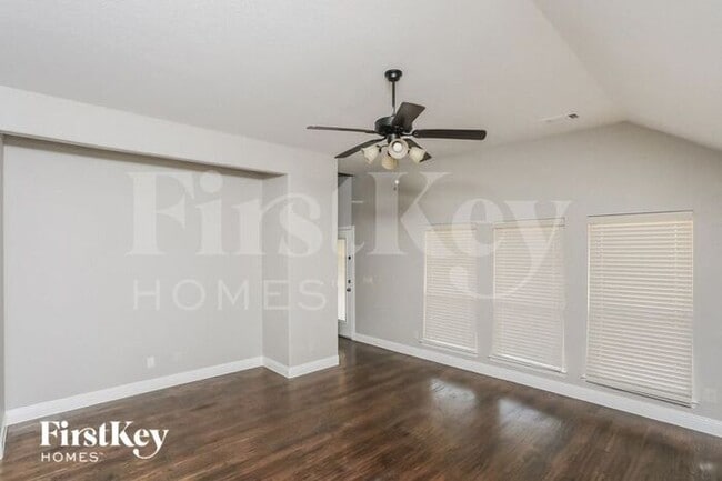528 Sagebrush Ln in Waxahachie, TX - Building Photo - Building Photo