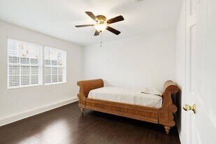 1217 Market St in Galveston, TX - Building Photo