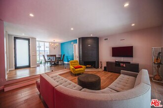 3116 Beachwood Dr in Los Angeles, CA - Building Photo - Building Photo