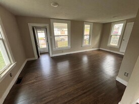 1300 26th St in Sioux City, IA - Building Photo