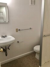 854 Beacon St, Unit D in Boston, MA - Foto de edificio - Building Photo